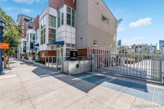 800 The Mark 2306, San Diego, CA 92101