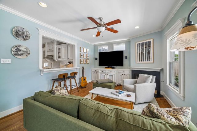 1510 Columbia Street, Houston, TX 77008