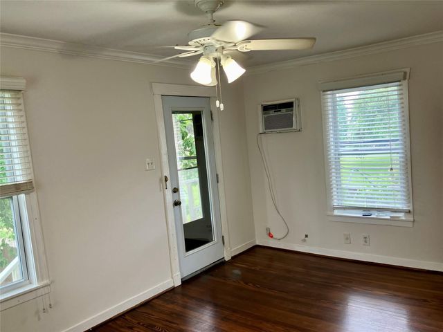 1510 Columbia Street, Houston, TX 77008