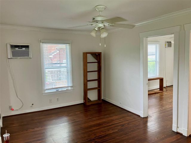 1510 Columbia Street, Houston, TX 77008