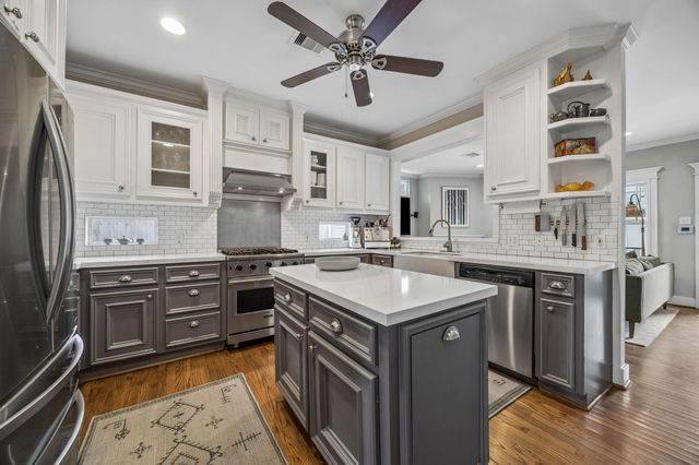 1510 Columbia Street, Houston, TX 77008