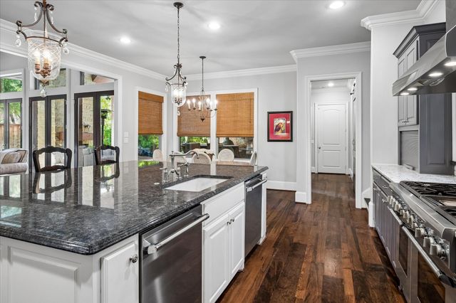 9434 Dartridge Drive, Dallas, TX 75238