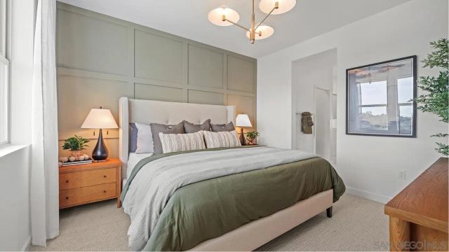 322 Honeysuckle, Oceanside, CA 92057