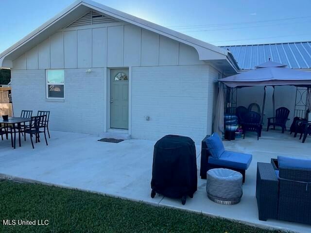 216 White Harbor Road, Long Beach, MS 39560