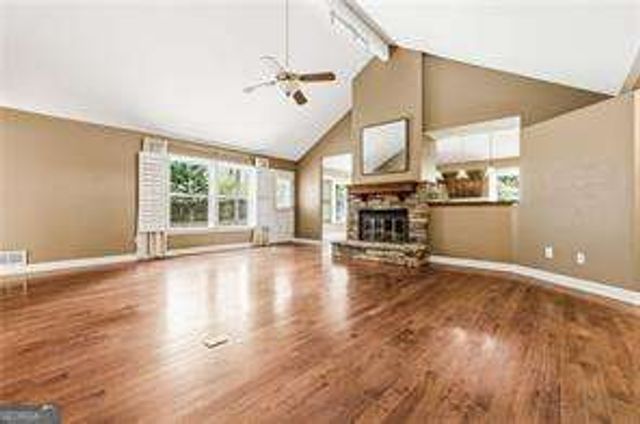 52 Travelers Way SW, Marietta, GA 30064