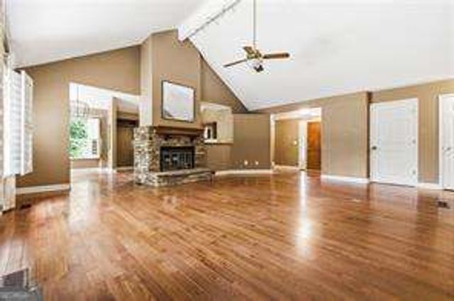 52 Travelers Way SW, Marietta, GA 30064