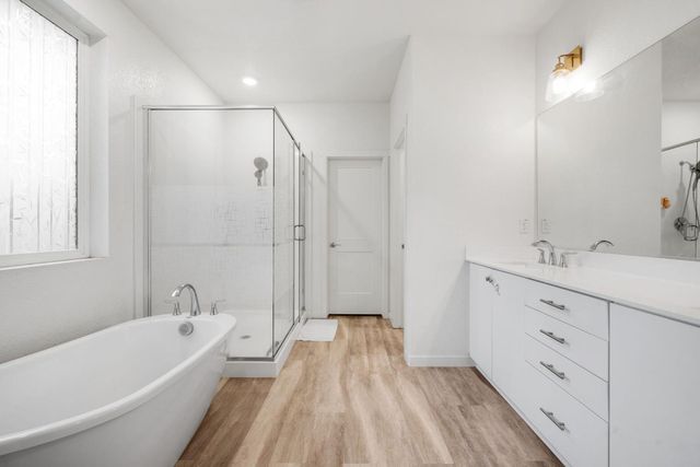 18 Seasmoke Pl, Elk Grove, CA 95758