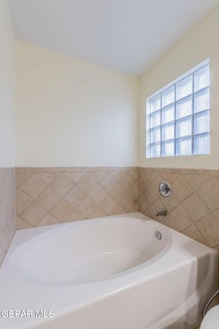 11221 Northview Drive, El Paso, TX 79934