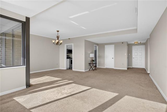 750 Washington Rd 1204, Mt Lebanon, PA 15228