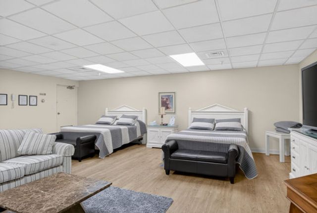 750 Washington Rd 1204, Mt Lebanon, PA 15228