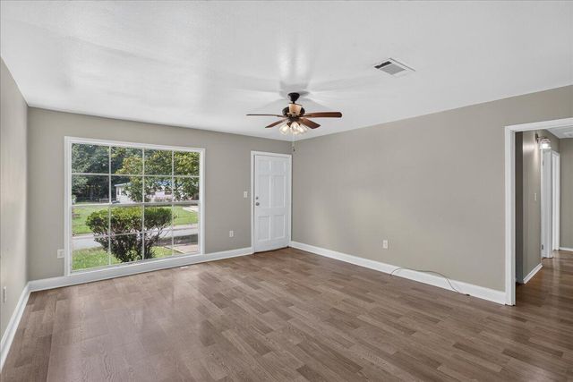 724 Northhill Dr., Hattiesburg, MS 39401