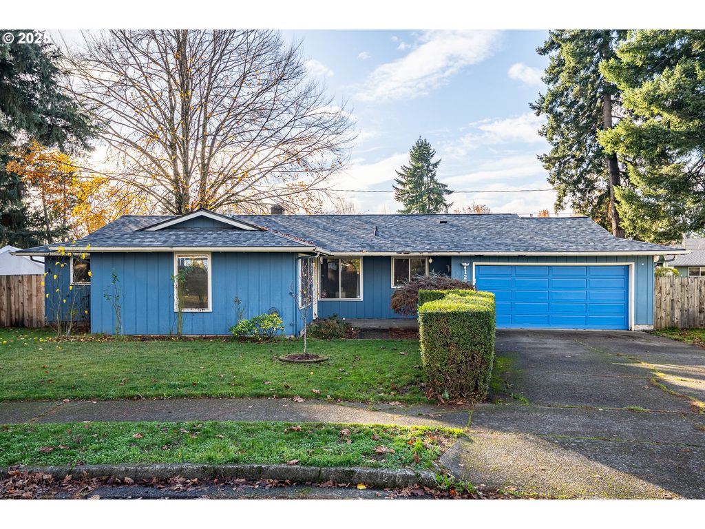 1270 CALVIN St, Eugene, OR 97401