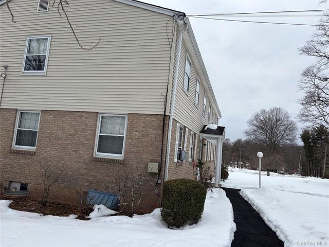 83 Gilchrest Road, Valley Cottage, NY 10920