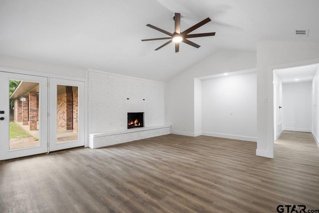 3007 Royal Dr., Kilgore, TX 75662