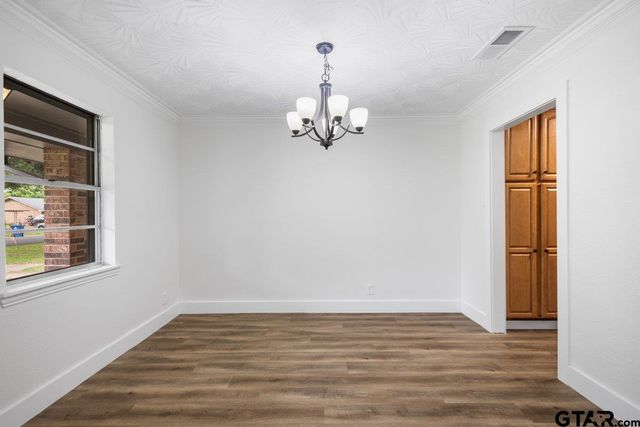 3007 Royal Dr., Kilgore, TX 75662
