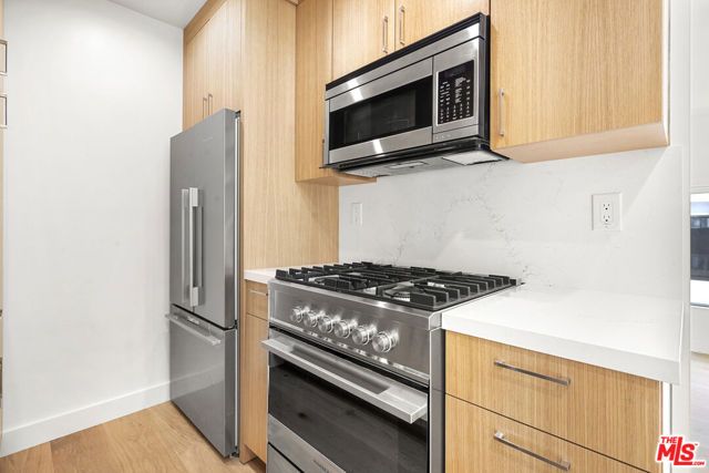 837 11th Street 7, Santa Monica, CA 90403