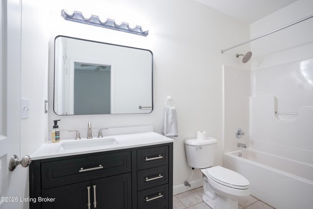 1314 Etawah Ave, Lyndon, KY 40222