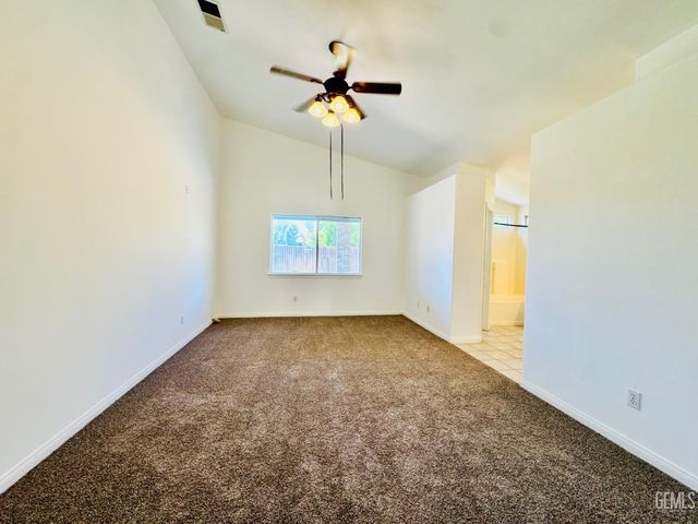 10419 Olympia Fields Drive, Bakersfield, CA 93312