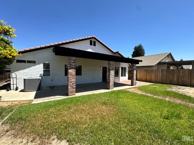 10419 Olympia Fields Drive, Bakersfield, CA 93312