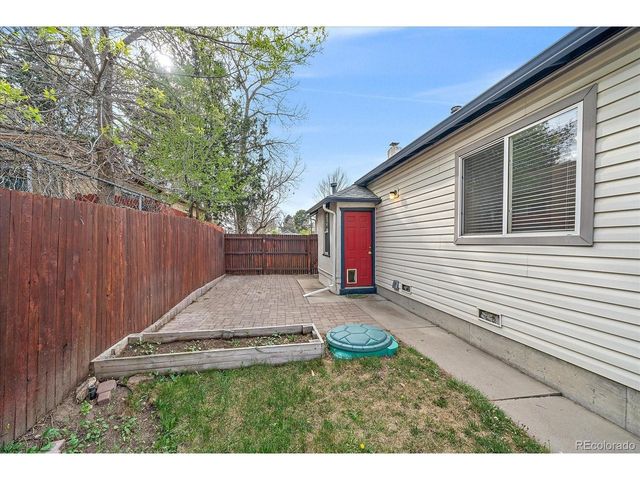 2076 S Ogden St, Denver, CO 80210