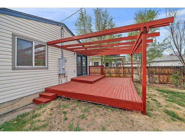 2076 S Ogden St, Denver, CO 80210