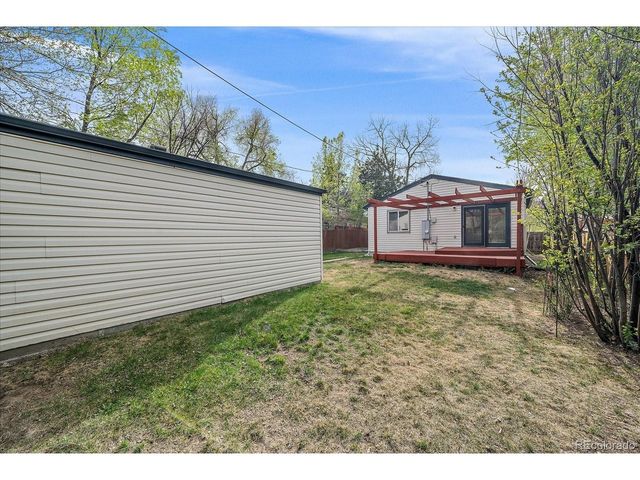 2076 S Ogden St, Denver, CO 80210