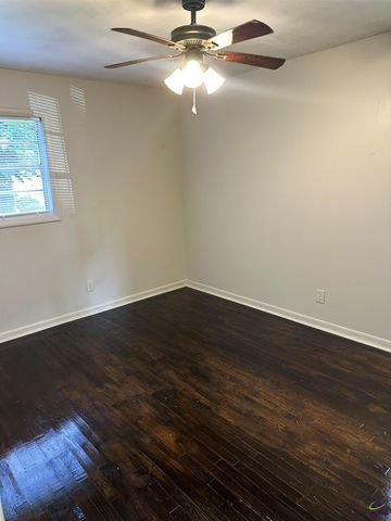 899 E Glochester Circle, Norcross, GA 30071