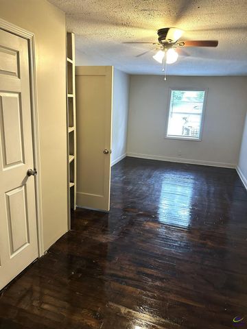 899 E Glochester Circle, Norcross, GA 30071