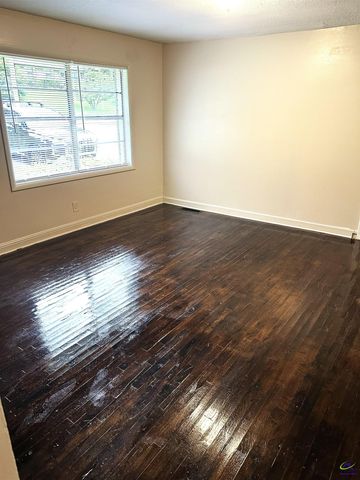 899 E Glochester Circle, Norcross, GA 30071