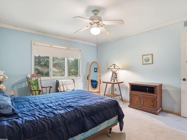 42552 Beverly Way, Clinton Township, MI 48038
