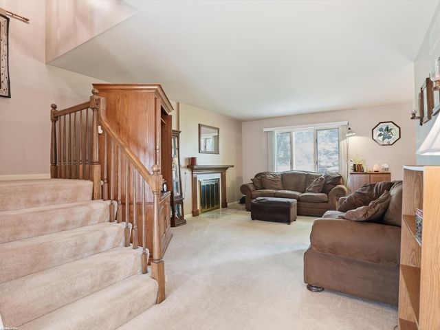 42552 Beverly Way, Clinton Township, MI 48038