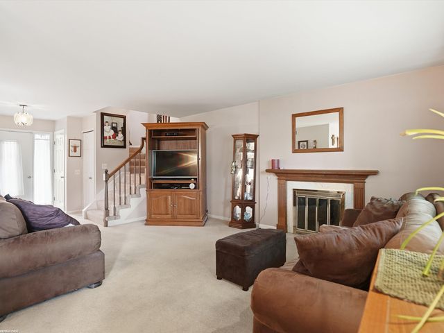 42552 Beverly Way, Clinton Township, MI 48038