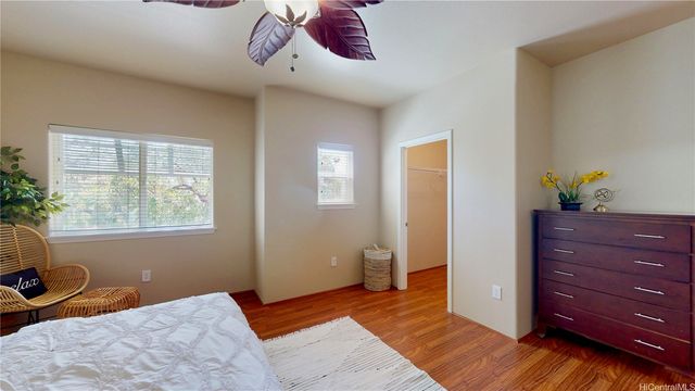 422 Kunehi Street 806, Kapolei, HI 96707