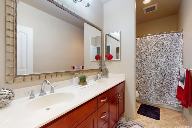 422 Kunehi Street 806, Kapolei, HI 96707