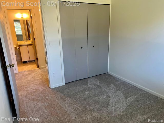 1629 Glenbrooke Court, Rochester Hills, MI 48307