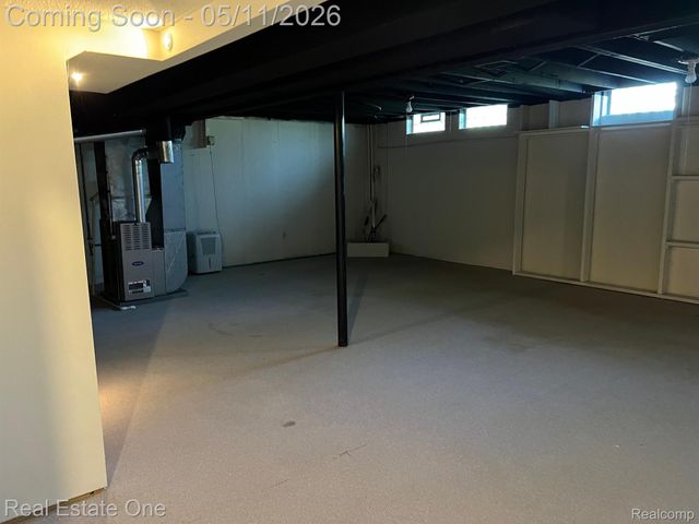 1629 Glenbrooke Court, Rochester Hills, MI 48307