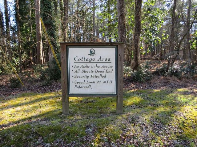 400 Cottonwood Drive, Woodstock, GA 30189