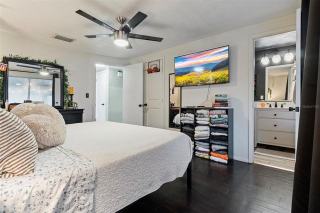 3237 SANFORD DRIVE, Holiday, FL 34691