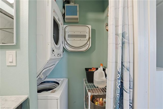 200 Lenell RD 120, Fort Myers Beach, FL 33931