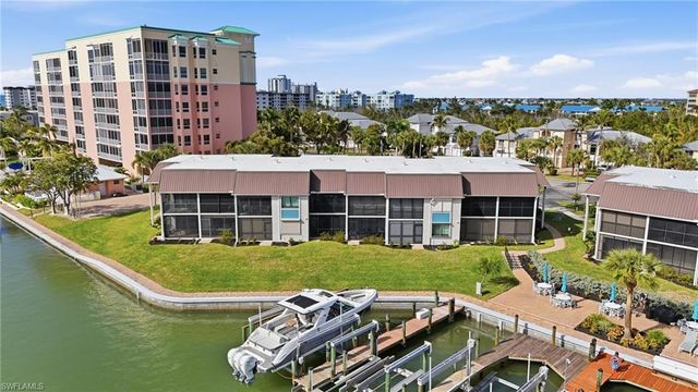 200 Lenell RD 120, Fort Myers Beach, FL 33931