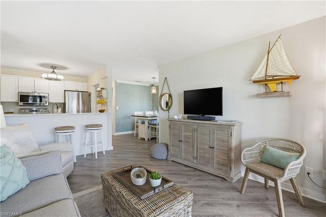 200 Lenell RD 120, Fort Myers Beach, FL 33931
