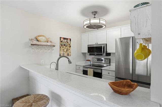 200 Lenell RD 120, Fort Myers Beach, FL 33931