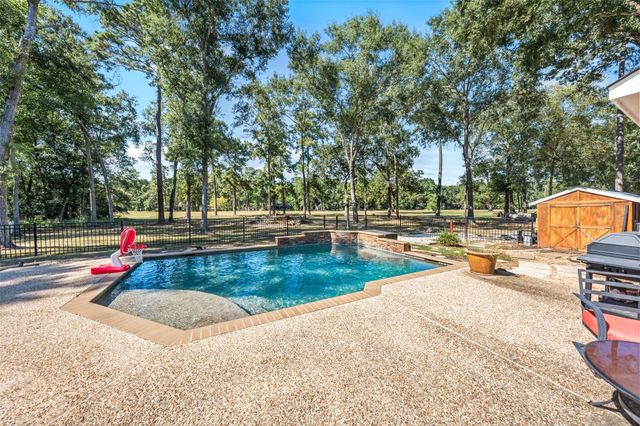 26722 Winding River Trail, Huffman, TX 77336