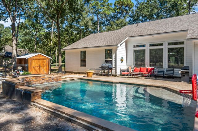 26722 Winding River Trail, Huffman, TX 77336
