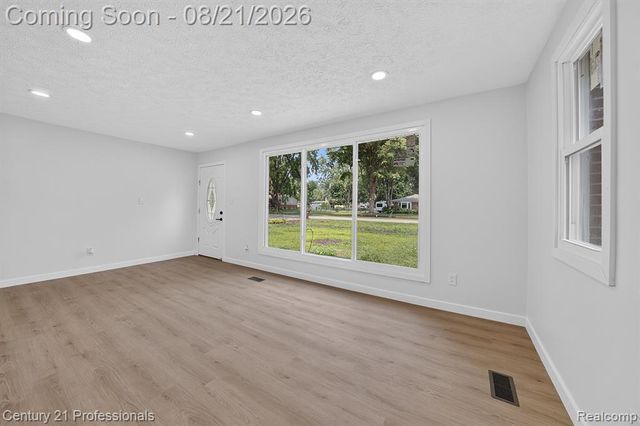 5000 Robert Street, Shelby Twp, MI 48316