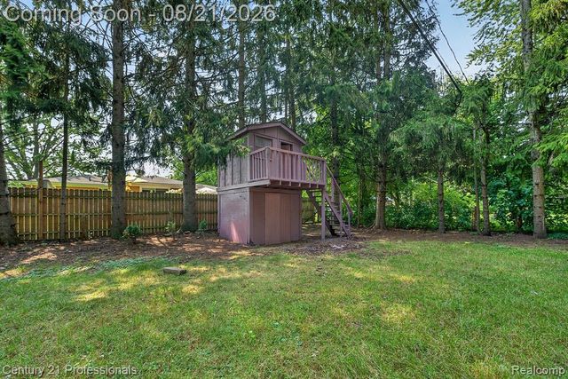 5000 Robert Street, Shelby Twp, MI 48316