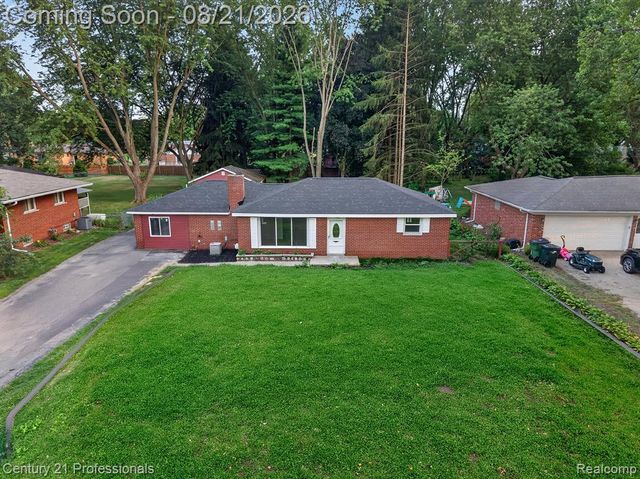 5000 Robert Street, Shelby Twp, MI 48316