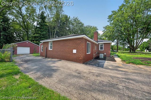 5000 Robert Street, Shelby Twp, MI 48316