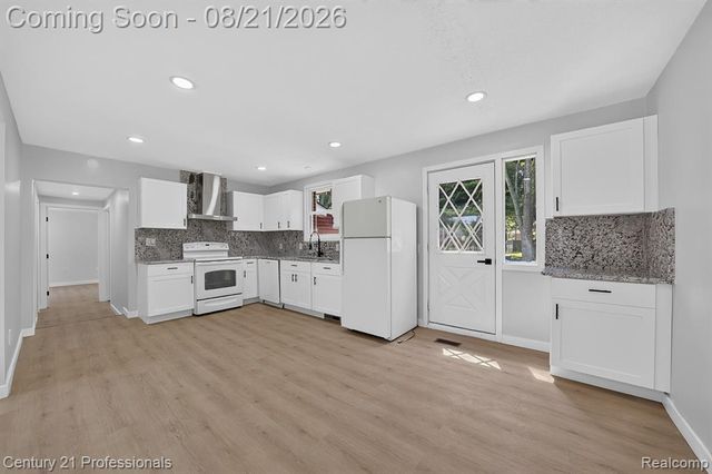 5000 Robert Street, Shelby Twp, MI 48316