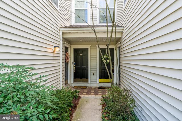 13034 CABIN CREEK RD, Herndon, VA 20171